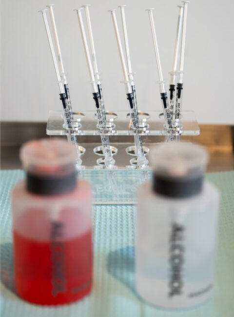Peptides - Syringes containing longevity peptides